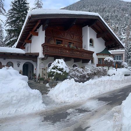 Gaestehaus Sissy Längenfeld Zewnętrze zdjęcie